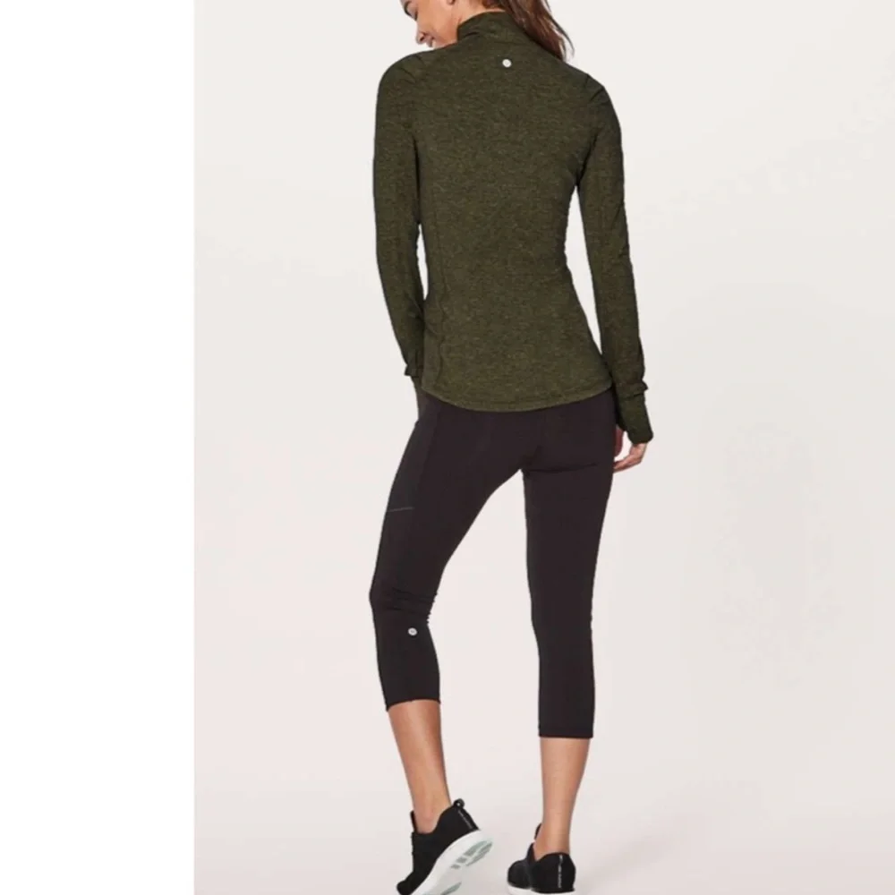Lululemon Extra Mile 1/2 Zip *Reflective OH.
